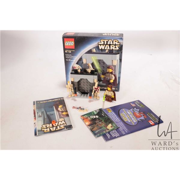 Lego "Star Wars" no. 4204 Jedi Defense 2. Pre-built kit, includes box, manual and Minifigures. Compl