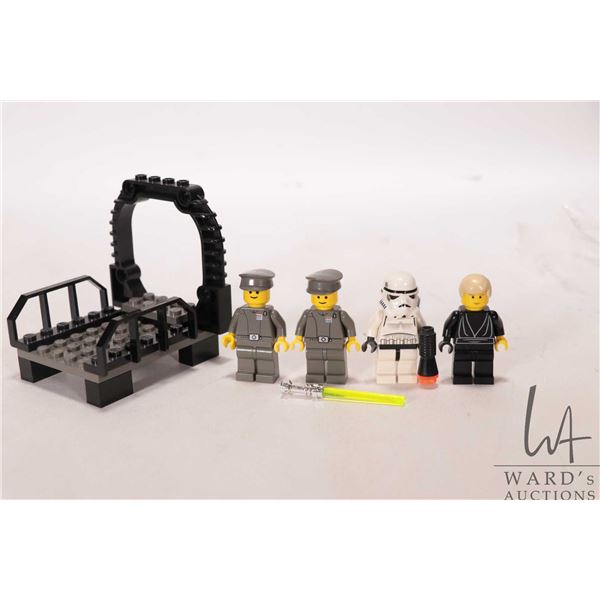 Lego "Star Wars" no. 7201 Final Duel II Minifigures with extra Imperial Officer circa 2002