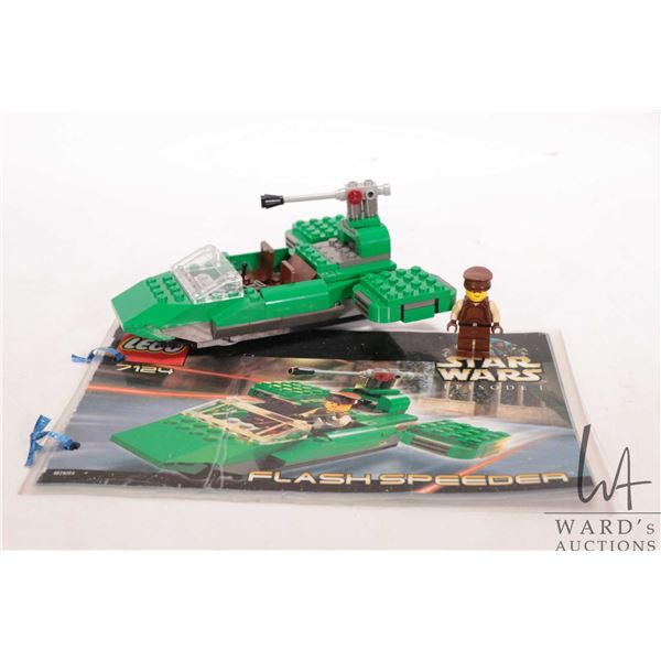 Lego "Star Wars" no. 7124 Flash Speeder pre-built kit with manual and Minifigure, no box. Completene