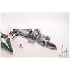 Image 3 : Two Lego "Star Wars" no. 6208 B-Wing Fighter and no. 9498 Saesee Tiin's Jedi Starfighter pre-built k