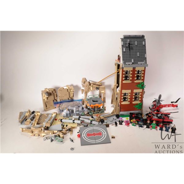 Lego "DC Comics Super Heroes" no. 76052 Batman T.V. Series Batcave pre-built kit with Minifigures no