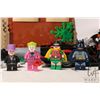 Image 2 : Lego "DC Comics Super Heroes" no. 76052 Batman T.V. Series Batcave pre-built kit with Minifigures no