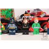 Image 3 : Lego "DC Comics Super Heroes" no. 76052 Batman T.V. Series Batcave pre-built kit with Minifigures no