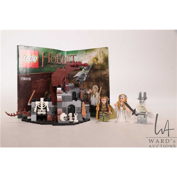 Lego "The Hobbit" no. 79015 Witch-King Battle Set. Includes manual and Minifigures, no box. Complete