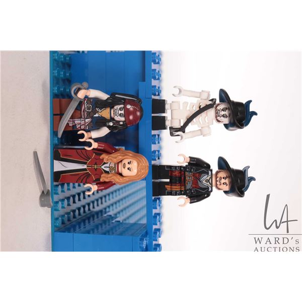 Lego "Pirates of the Carribean" Minifigures including Captain Jack Sparrow skeleton face, Elizabeth 