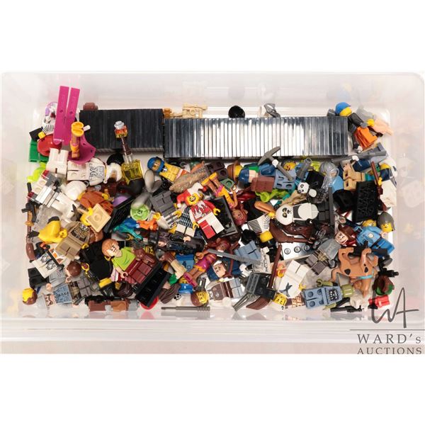 Selection of Lego Collector Minifigures and accessories including Beorn, Cavalry Soldier, Maharaja L