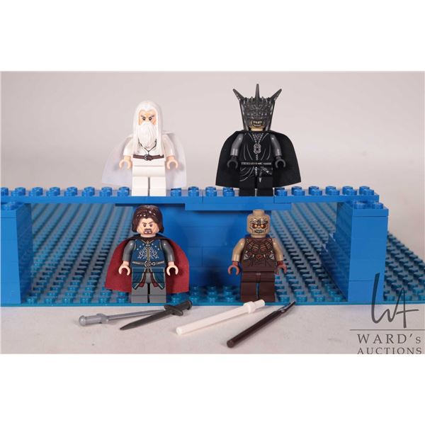Lego "Lord of the Rings" no. 7907 Minifigures including Aragorn, Gandalf the White, The Mouth of Sau