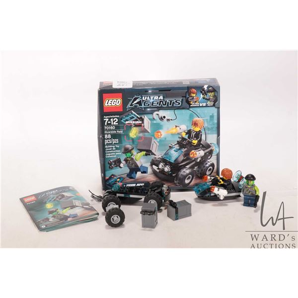 Lego "Ultra Agents" no. 70160 Riverside Raid pre-built kit, includes box, manual and Minifigure. App