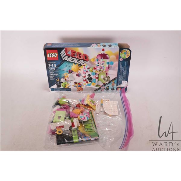 Lego "The Lego Movie" no. 70803 Cloud Cuckoo Palace pre-built kit including manual, box and Minifigu