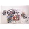 Image 1 : Selection of assorted Lego building bricks, some partially assembled kits. Bid accordingly