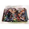 Image 2 : Box of miscellaneous Lego building bricks and partial kits and Minifigures including Ninja Turtles, 