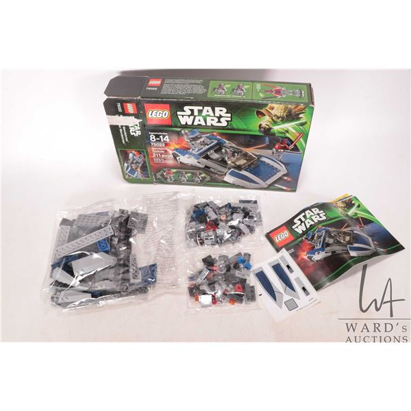 Lego " Star Wars" 75022 Mandalorian Speeder including three factory sealed bags, manual and box. App