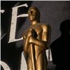 Image 2 : Academy Award Style Statuette