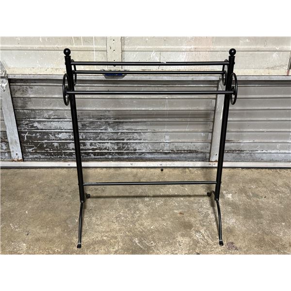 Wrought Iron Quilt/Blanket Rack