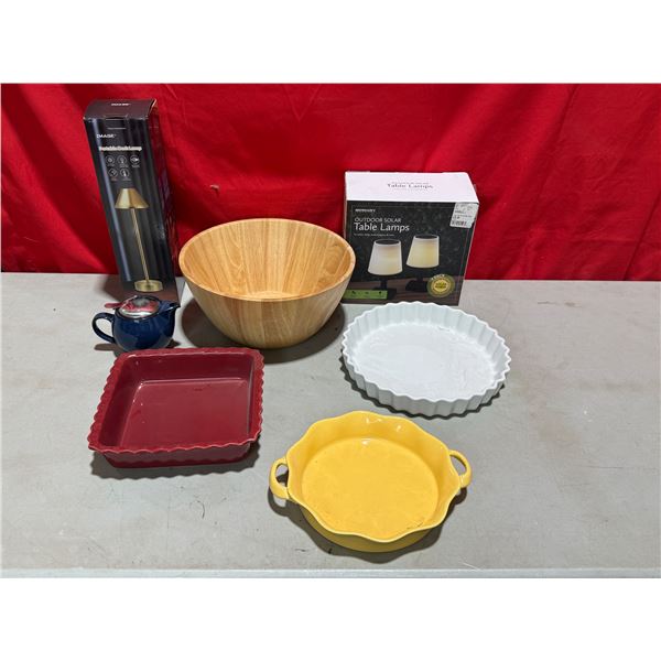 Kitchen & Home Lot w/ Baking Pans, Table Lamps, Wooden Bowl, & More