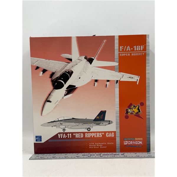 Unbuilt Dragon F/A-18F Super Hornet (VFA-11 "Red Rippers" CAG) Model Kit