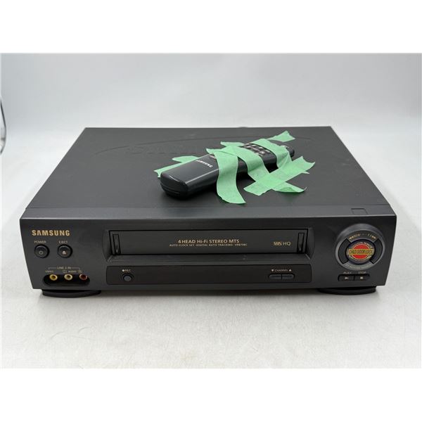Samsung VHS VCR w/ Remote