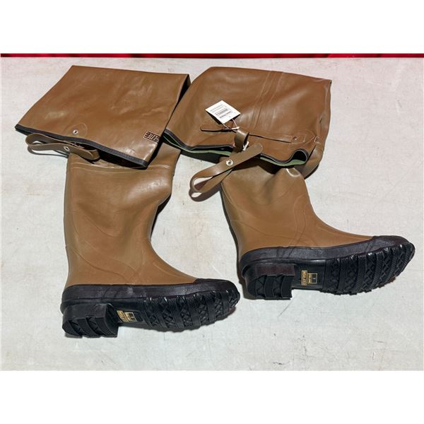 Flo-lite Steel Shank Insulated Hip Waders Size 7