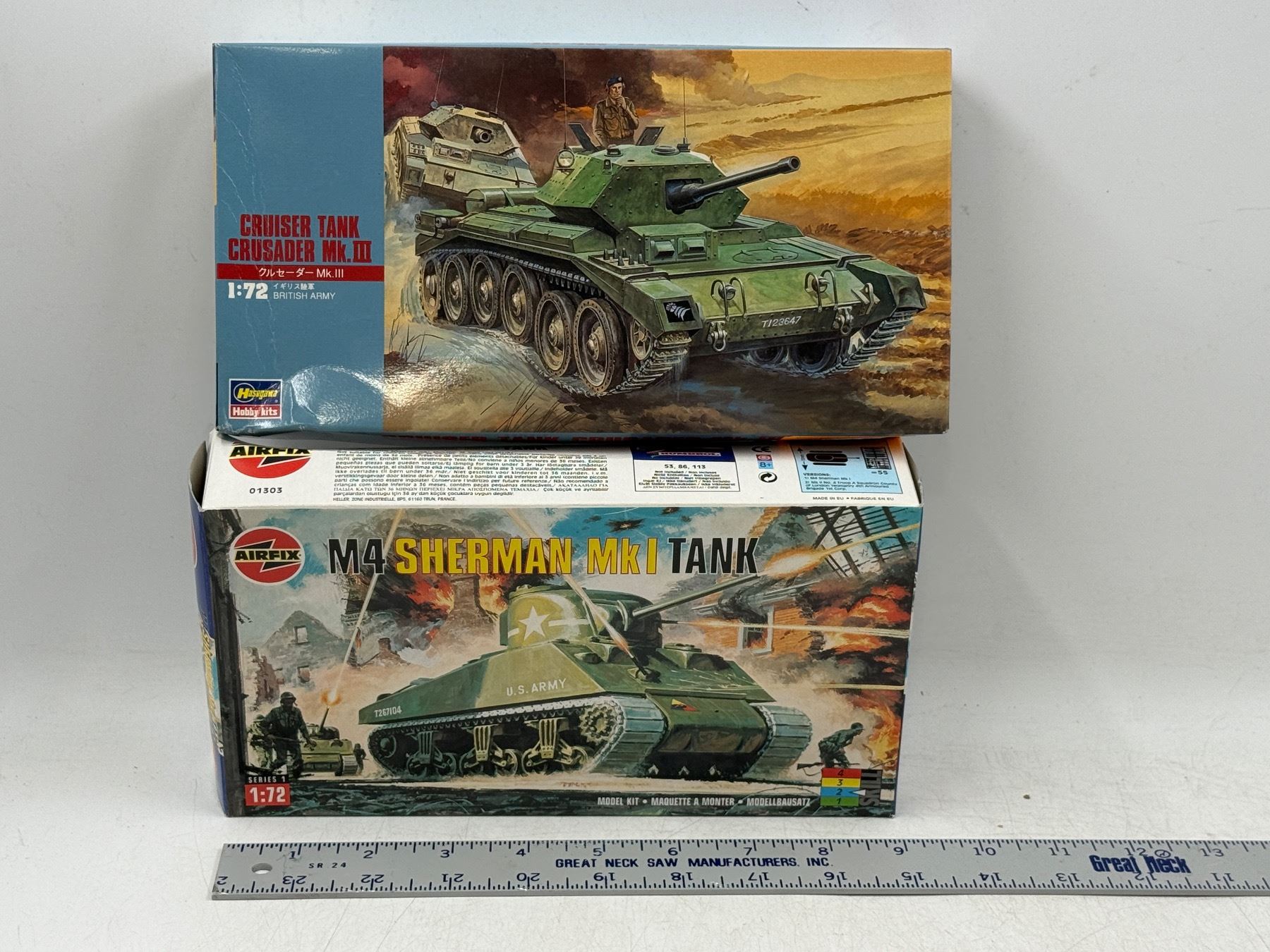 2 Unbuilt Military Model Kits w/ Crusader Mk. III & M4 Sherman Mk I Tank