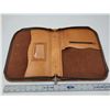 Image 3 : Portfolio or Document Organizer