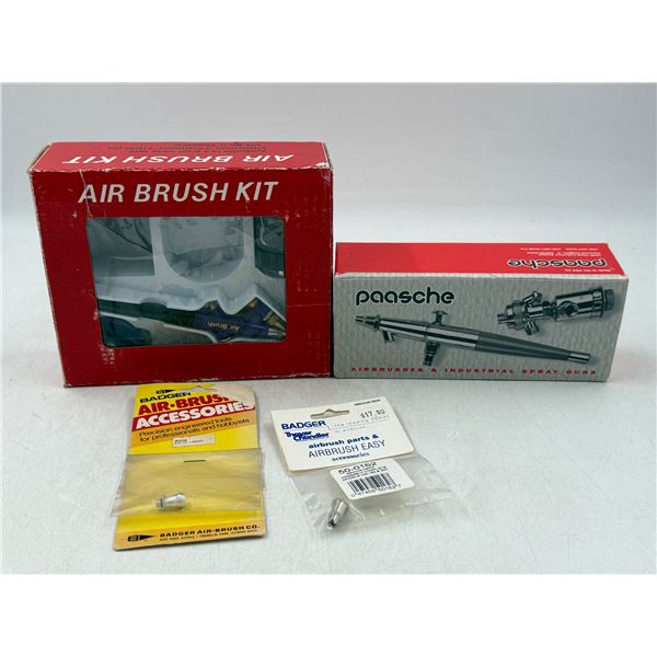 Airbrush Lot w/ Spray Guns & Tips