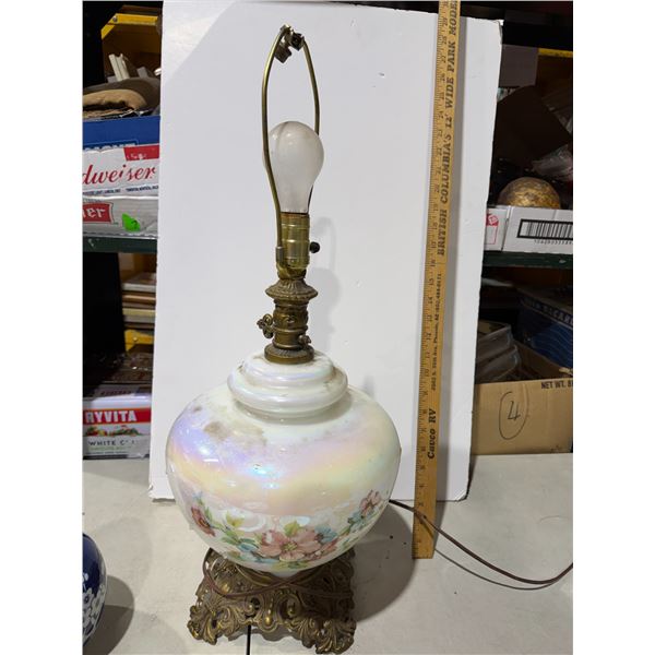Stitch lamp