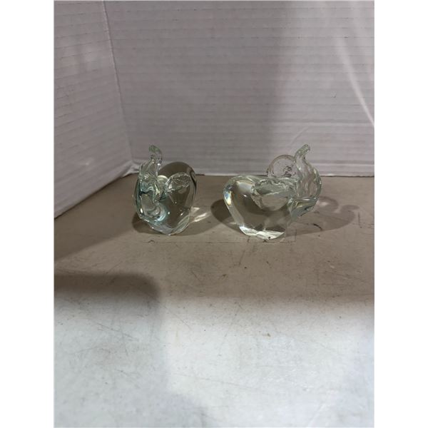 Glass elephant figurines