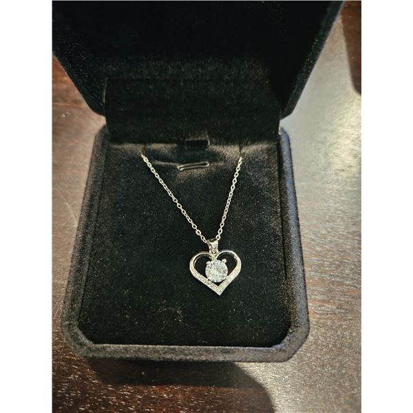 1.0ct Simulated heart necklace