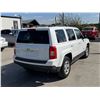 Image 3 : JEEP PATRIOT 2017 O/S TITLE 2 DAYS