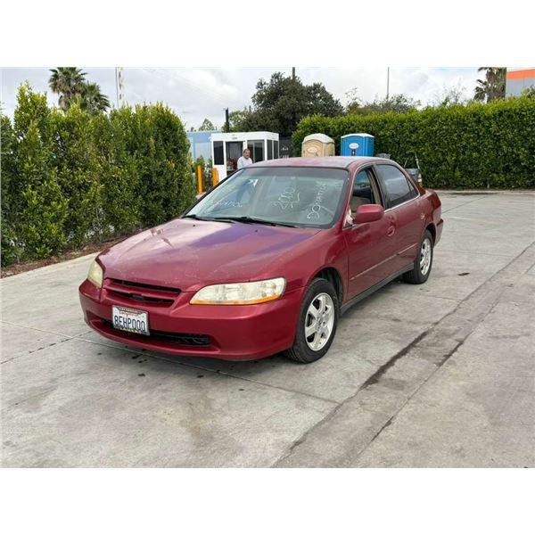 HOND ACCORD 2000 SALV T/DONATION