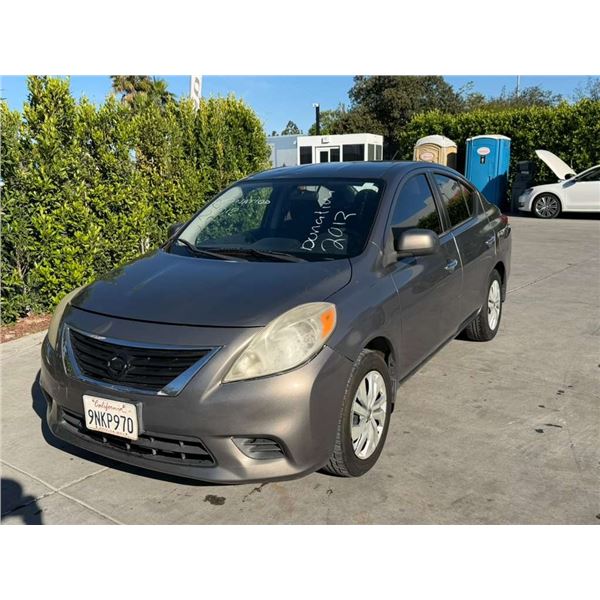 NISS VERSA 2012 T-DON - SMOG