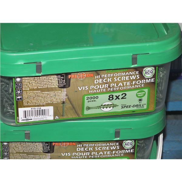 1 Tub Of 8x2 Deck Screws