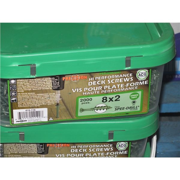 1 Tub Of 8x2 Deck Screws