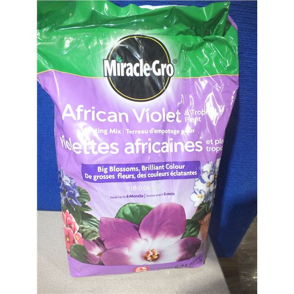 Two 8.8 L Bags Of Miracle Gro African Violet Potting Mix