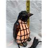 Image 6 : MEYDA TIFFANY PENGUIN TIFFANY GLASS ACCENT LAMP