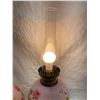 Image 8 : VICTORIAN "GONE WITH THE WIND" STYLE HURRICANE PARLOR LAMP
