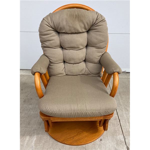 GLIDER ON ROUND BASE