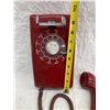 Image 3 : VINTAGE RED ROTARY DIAL WALL-MOUNTED TELEPHONE
