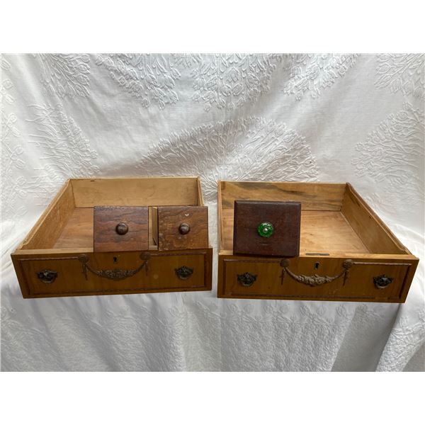 VINTAGE WOOD DRAWERS, LOT
