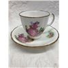 Image 10 : VINTAGE TEACUPS AND SAUCERS