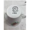 Image 12 : VINTAGE TEACUPS AND SAUCERS