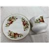 Image 14 : VINTAGE TEACUPS AND SAUCERS