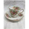 Image 28 : VINTAGE TEACUPS AND SAUCERS