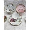 Image 5 : VINTAGE TEACUPS AND SAUCERS