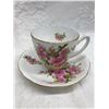 Image 9 : VINTAGE TEACUPS AND SAUCERS