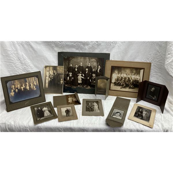 ANTIQUE AND VINTAGE PHOTOGRAPHS, LOT