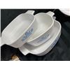 Image 13 : VINTAGE CORNINGWARE COOKWARE IN THE ICONIC "BLUE CORNFLOWER" PATTERN