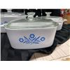 Image 4 : VINTAGE CORNINGWARE COOKWARE IN THE ICONIC "BLUE CORNFLOWER" PATTERN