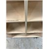 Image 6 : Rolling Bookshelf