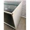 Image 5 : Glass Display Cabinet